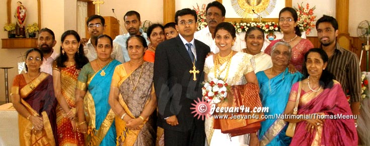 Thomas Meenu Marriage Photo Album